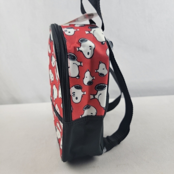NWT Bioworld Peanuts kids mini Snoopy print backpack 10" x 8" x 3.5" - Picture 2 of 6